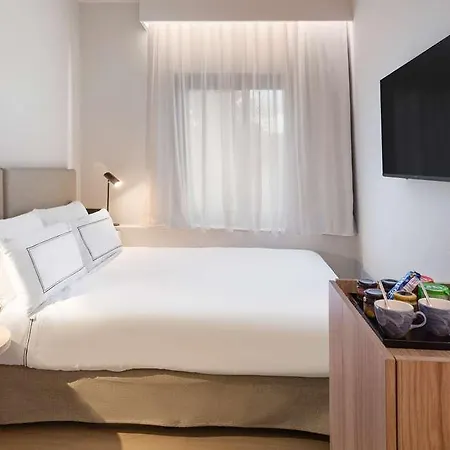 Melia Hotel *