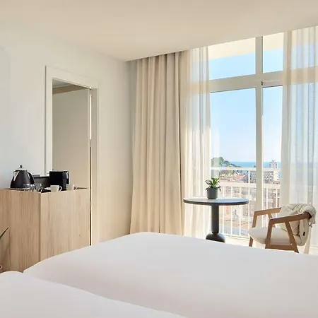 Melia Hotel *