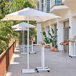 Melia Hotel *